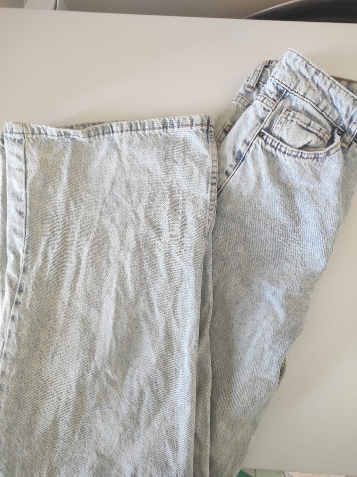 Gri Düğmeli Bol Kesim Midi Kot Pantolon - Görsel 3