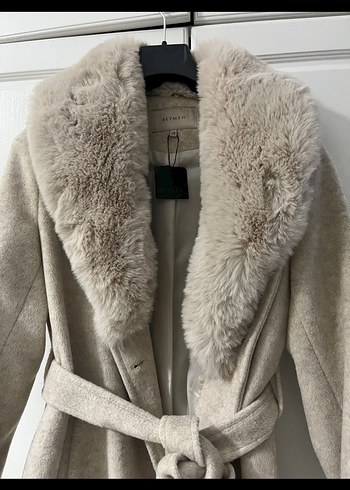 Beymen Kürklü Yaka Bej Rengi Kaban - Görsel 2