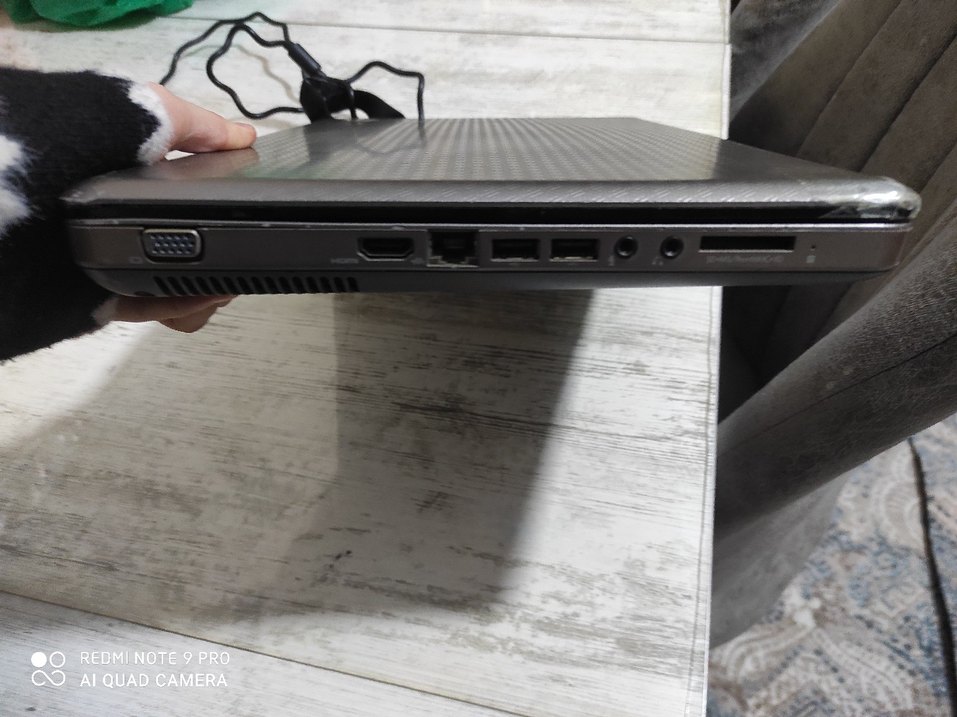 Gri Renkli Dizüstü Bilgisayar HP - Görsel 2