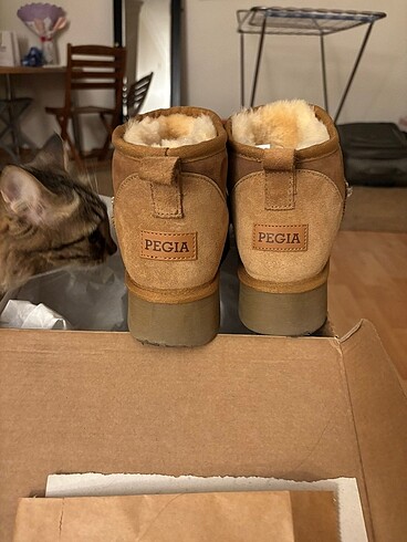 Pegia UGG taba yüksek taban kürtlü bot