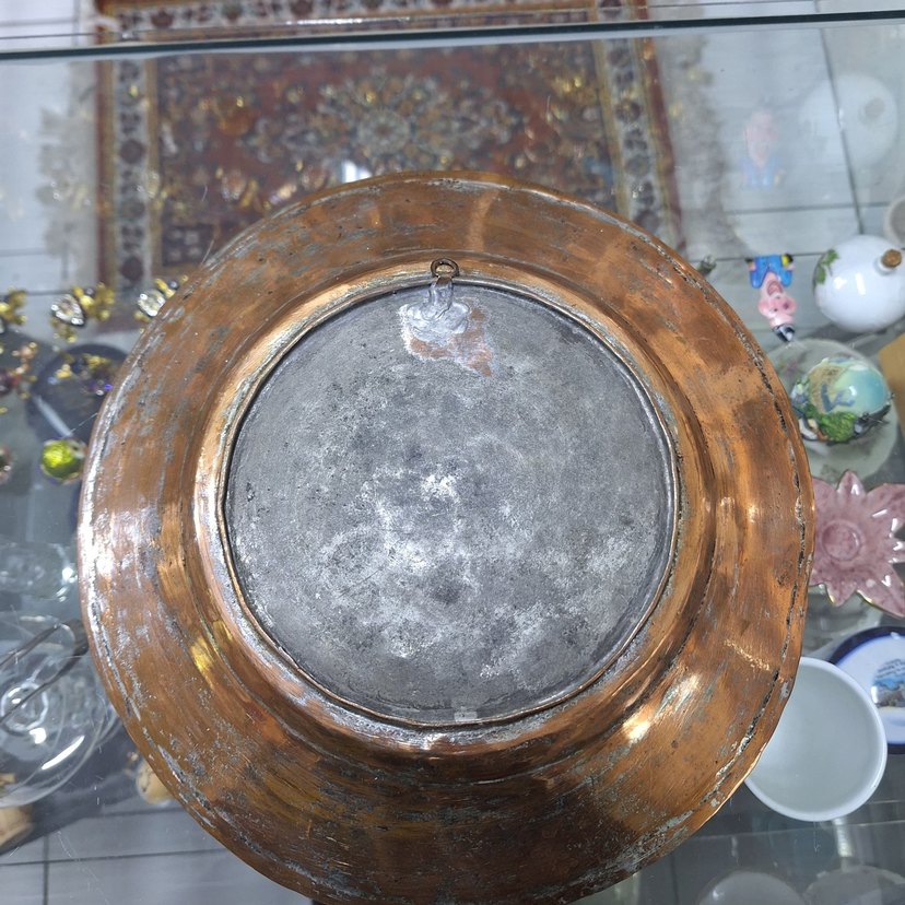 Parlak Altın Renkli Tencere Tabanı - Görsel 4