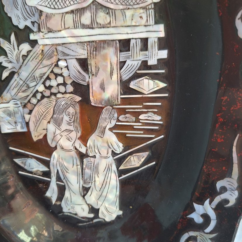 Koyu Kahverengi İşlemeli Dekoratif Tabak - Görsel 3