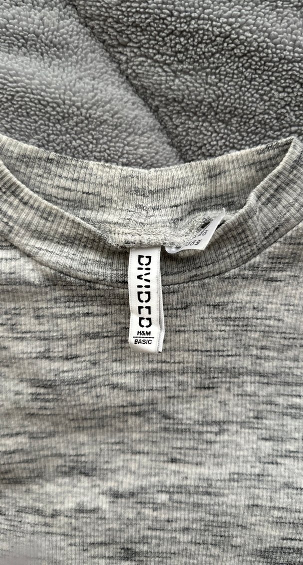 Gri Yüksek Yakalı Kadın Triko Kazak - Görsel 2