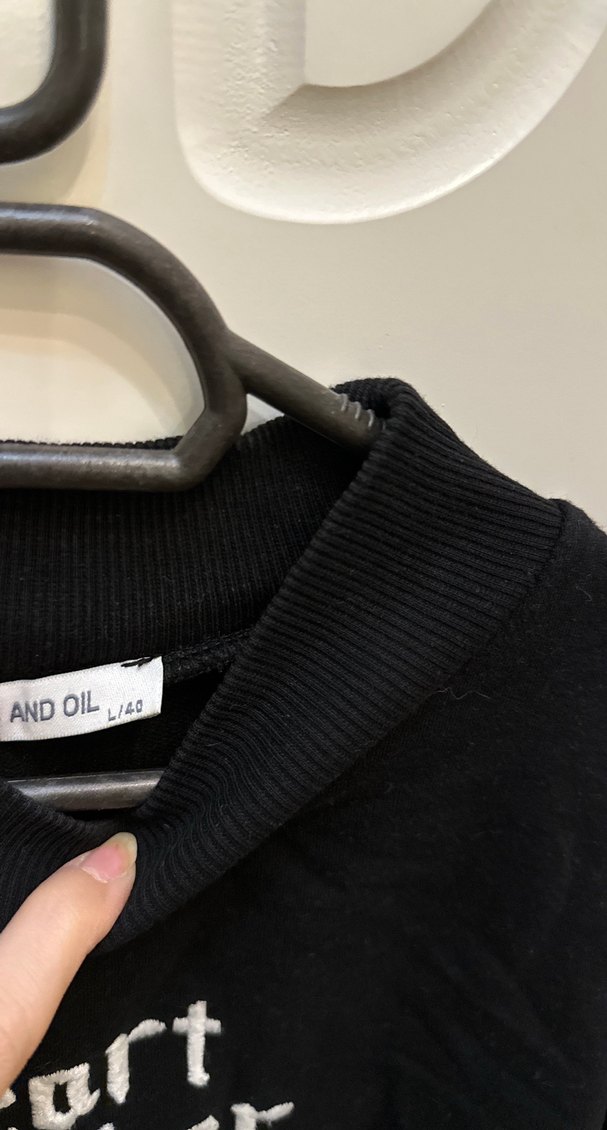 Siyah Yüksek Yakalı Oversize Sweatshirt - Görsel 3