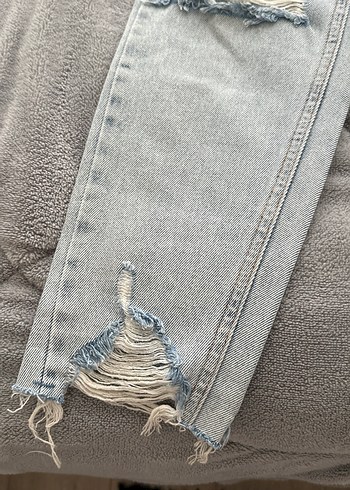 kadın yırtık pantolon mom jean - Görsel 2