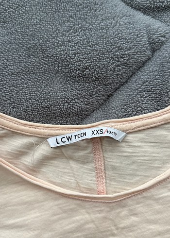 Pembe Kısa Kollu Baskılı Kadın Tişört - Görsel 2