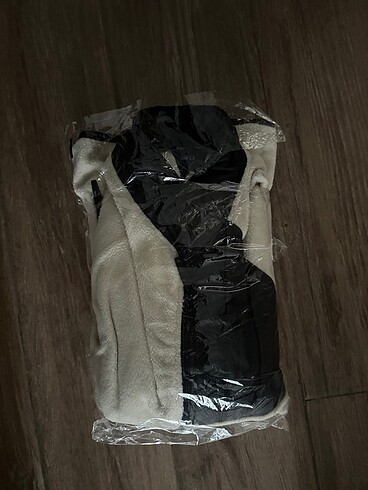 Fabrika L beden polar etiketli 0 - Görsel 2