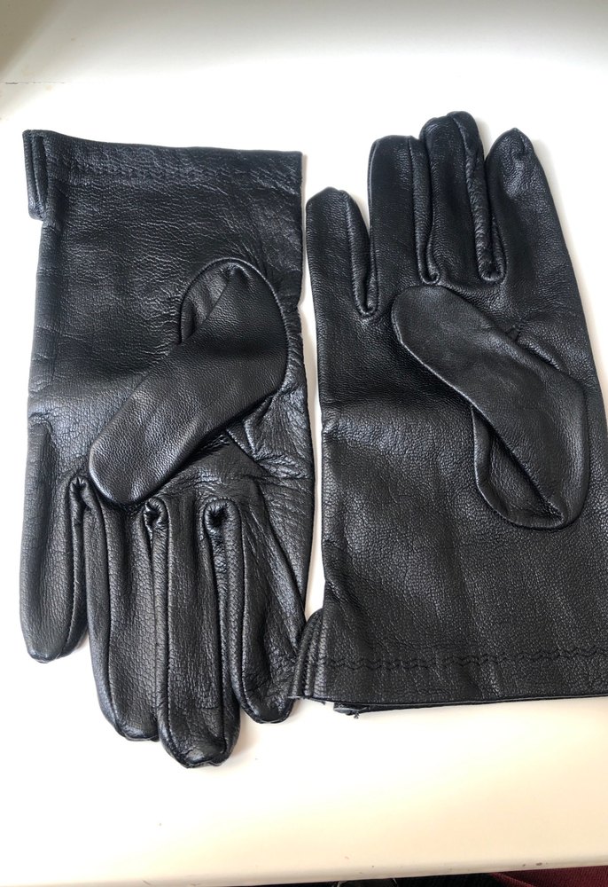 Siyah Deri Eldiveni - Görsel 2