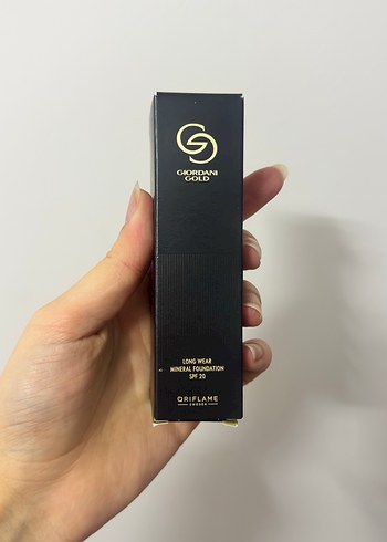 Oriflame Giordani Gold Likit Fondöten - Görsel 2