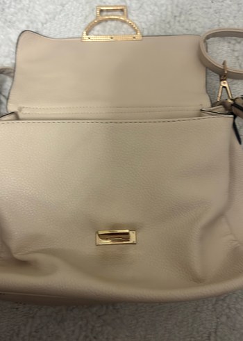 Bej Süet Kapaklı Kadın Çanta - Görsel 4