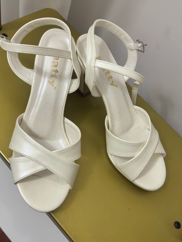 Beyaz Dolgu Topuklu Kadın Abiye Ayakkabı - Görsel 2