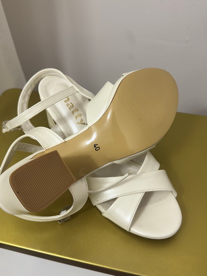 Beyaz Dolgu Topuklu Kadın Abiye Ayakkabı - Görsel 3