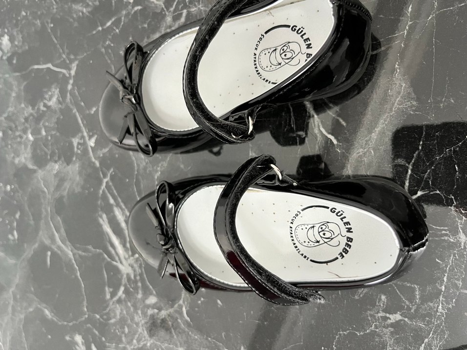 Kız Çocuk Siyah Rugan Fiyonk Detaylı Babet 23 numara - Görsel 4