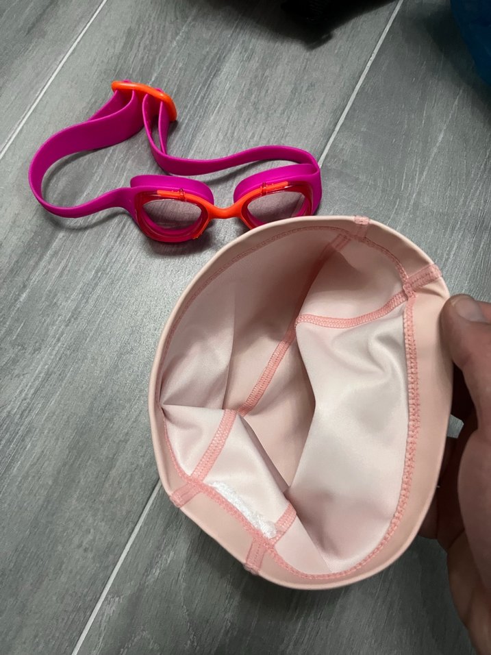 Nabaiji Yüzücü Bonesi ve Gözlüğü Small - Görsel 2