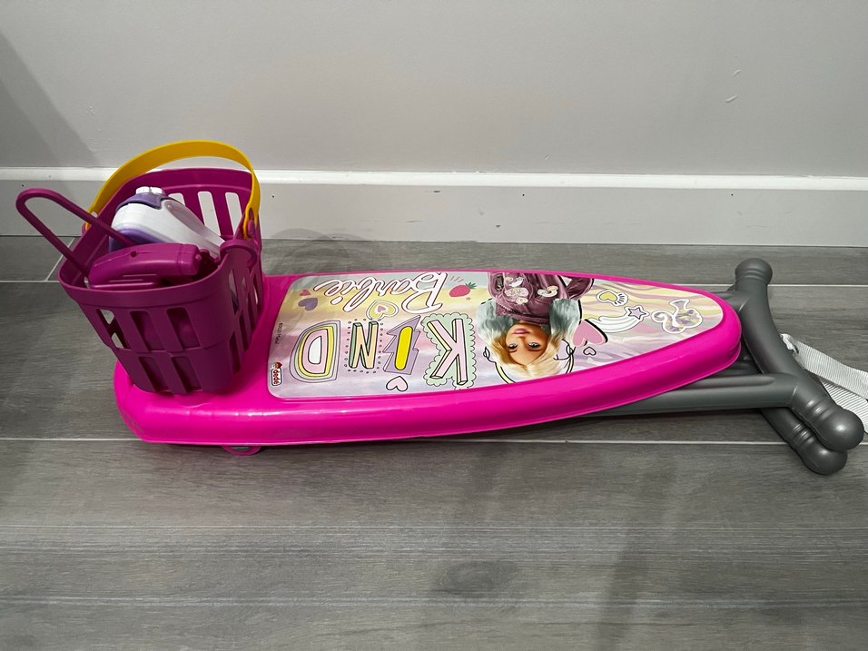 Barbie Çocuk Ütü Seti - Görsel 3