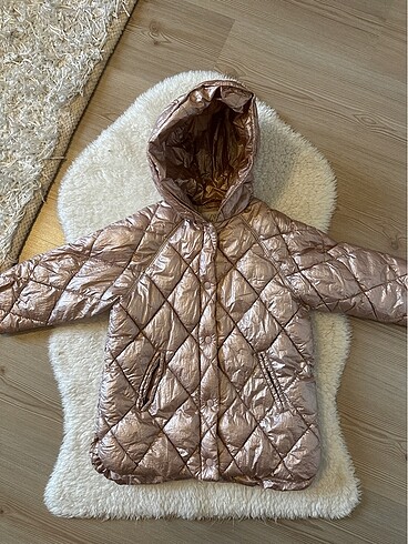 Zara kız çocuk 4-5 yaş mont