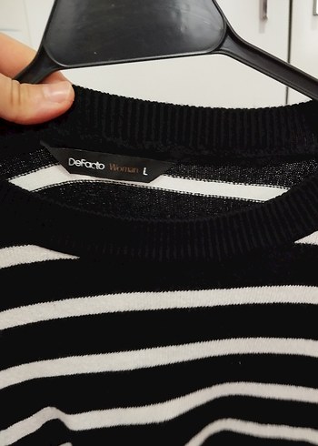 Siyah Beyaz Çizgili Kadın Triko Kazak - Görsel 2
