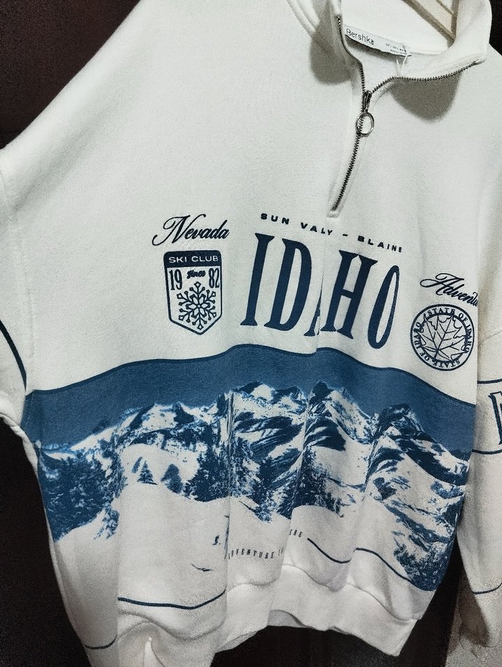 Kadın Beyaz Yarım Fermuarlı Sweatshirt - Görsel 3