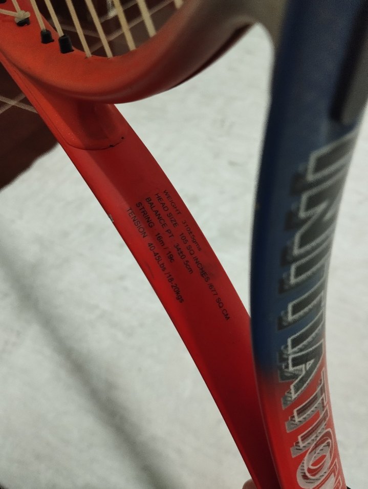 Kırmızı Siyah Tenis Raketi - Görsel 2