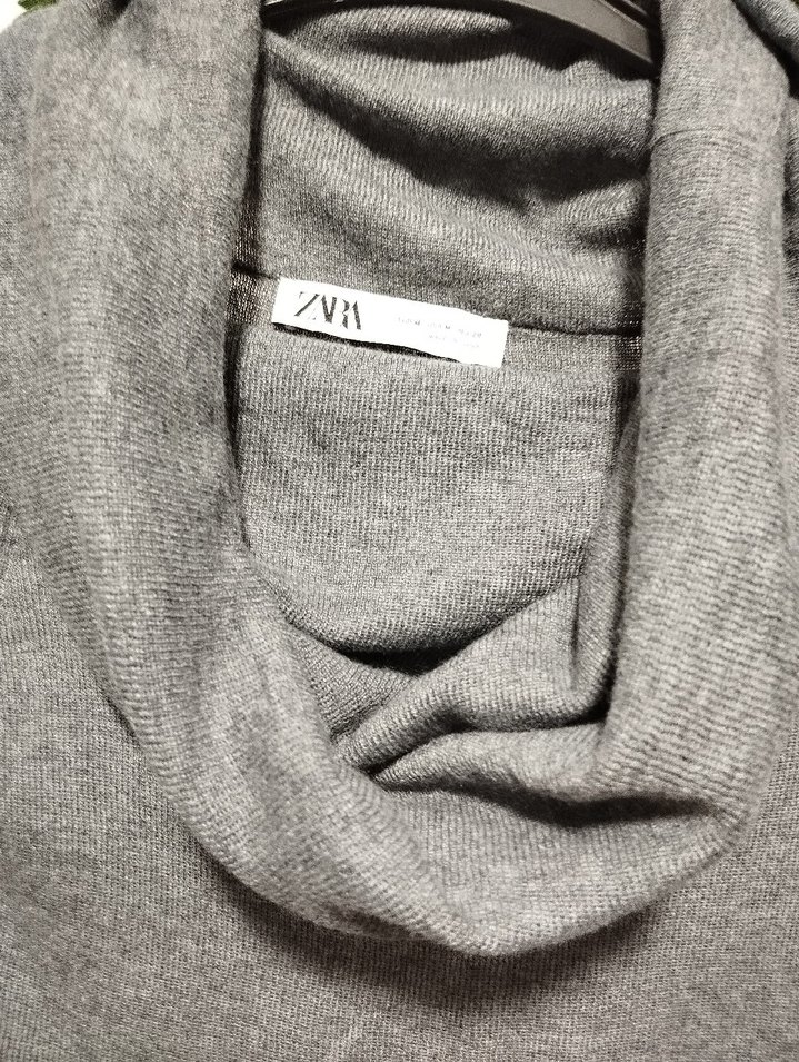 Gri Yünlü Yüksek Yakalı Kadın Kazak - Görsel 2