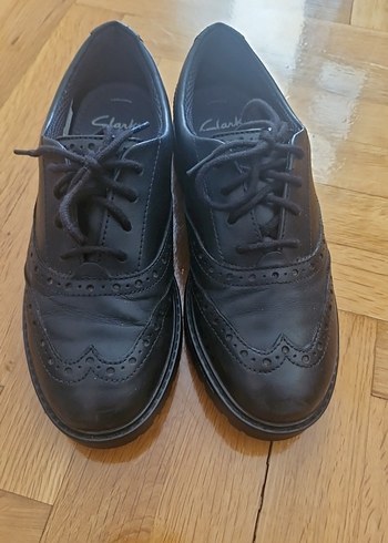 Clarks Siyah %100 Deri Kız Çocuk Özel Ayakkabı - Görsel 2