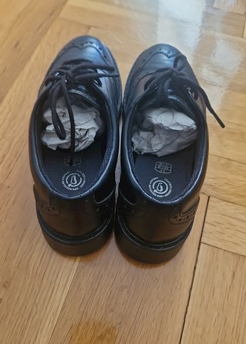 Clarks Siyah %100 Deri Kız Çocuk Özel Ayakkabı - Görsel 3