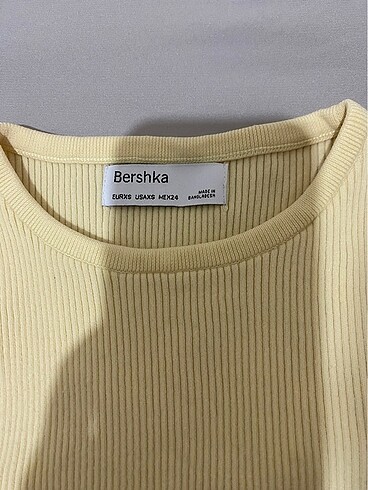 xs Beden Bershka crop