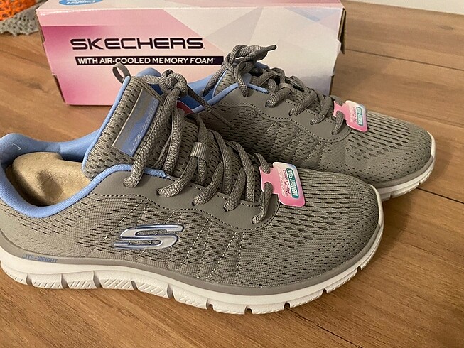 38 Beden gri Renk skechers