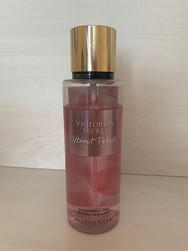 Victoria's Secret Velvet Petals Body Mist