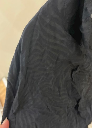 Kadın Siyah Dökümlü  Gömlek - Görsel 2