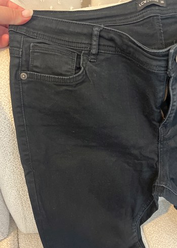 Kadın Siyah Dar Kesim Midi Kot Pantolon - Görsel 3