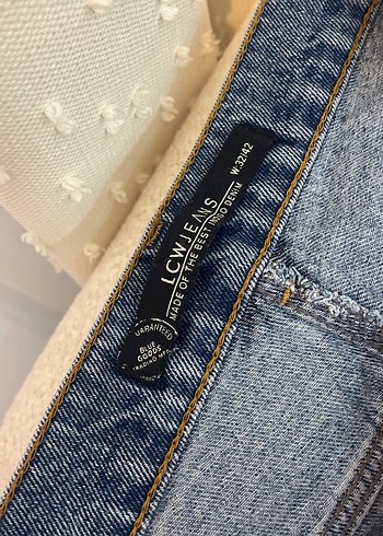 Nakışlı, Tokalı, Mavi Kadın Denim Pantolon - Görsel 3