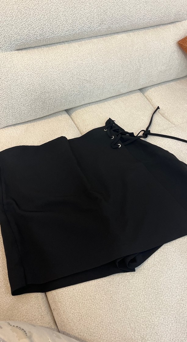 Siyah şort etek - Görsel 2
