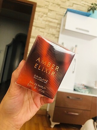 İki adet amber