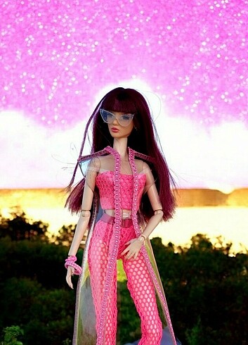 Barbie İntegrity kıyafet