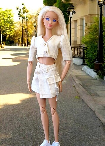Barbie Barbie kıyafet