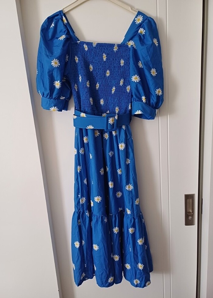 Çiçekli elbise - Görsel 2