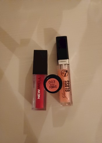 Parlak Kırmızı Ruj Seti - Görsel 2