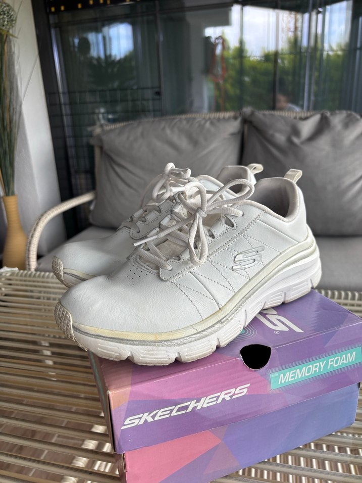 Skechers spor ayakkabı ( koşu ayakkabısı ) - Görsel 3