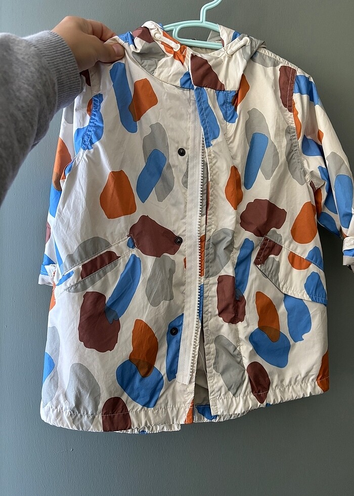 Zara yağmurluk - Görsel 2