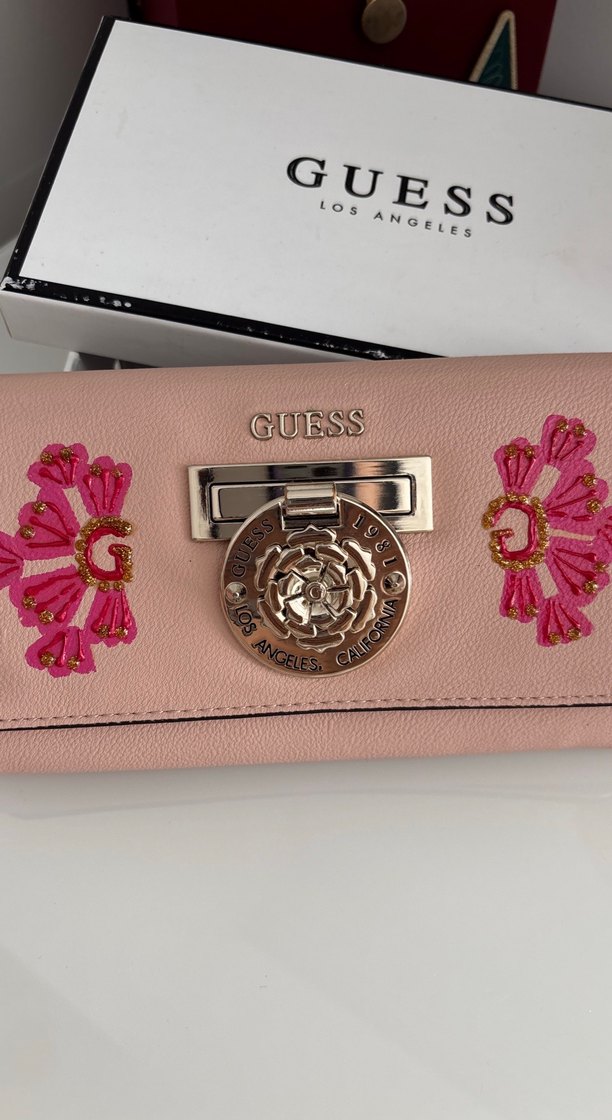 Guess Nakışlı Pembe Deri Kadın Cüzdan - Görsel 2