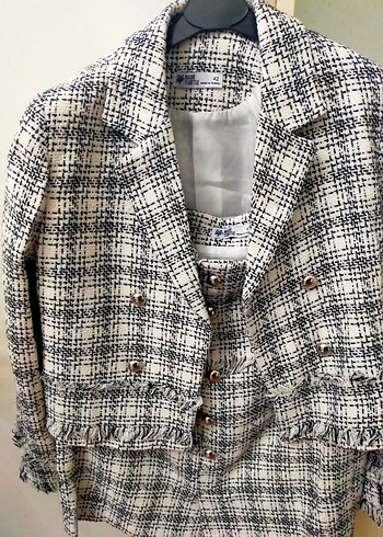 Düğmeli Mini Beyaz Gri Kadın Blazer Ceket etek takım - Görsel 2