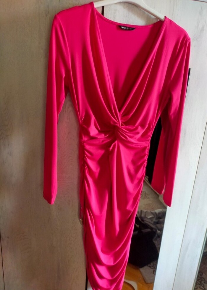 Fuşya sıfır elbise - Görsel 4