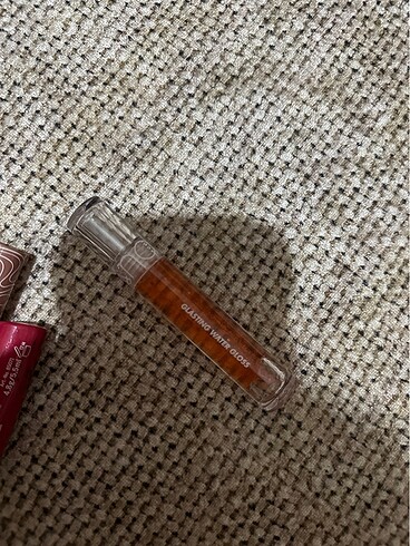 L'Oréal Paris Orjinal marka lip glosslar!!
