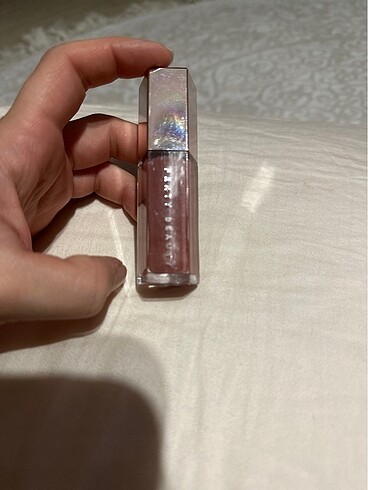 Beden Renk fenty beauty gloss fussy