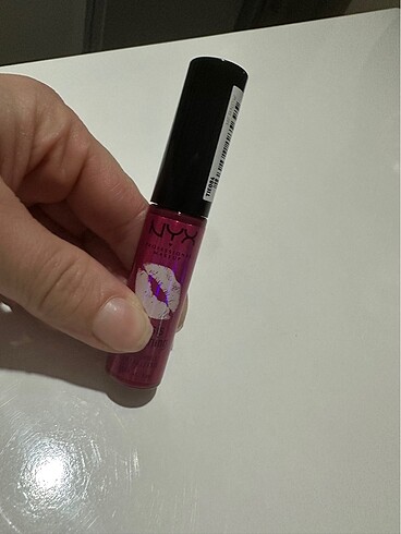 NYX nyx this is everything lip balm ruj