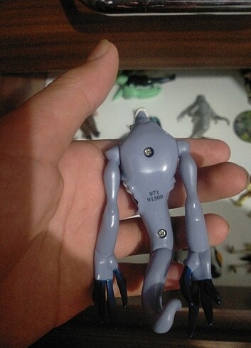 Ben 10 figür 