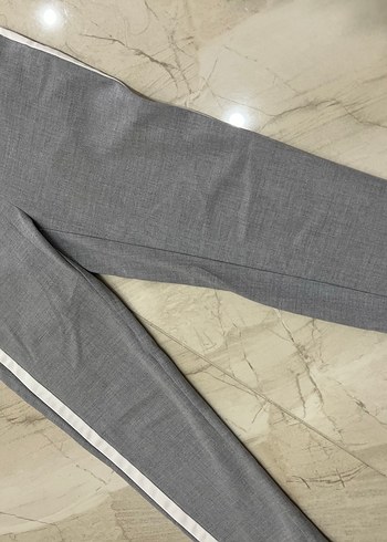 Zara Kadın Gri Kumaş Pantolon -