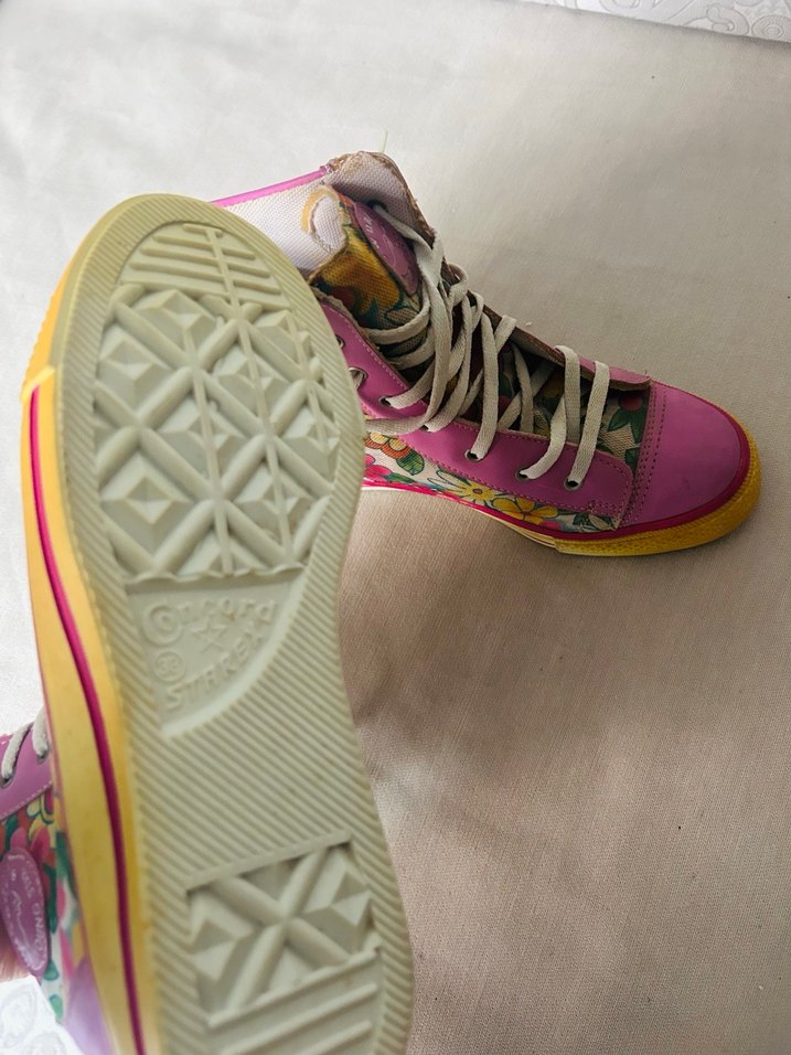 Converse ayakkabı - Görsel 3