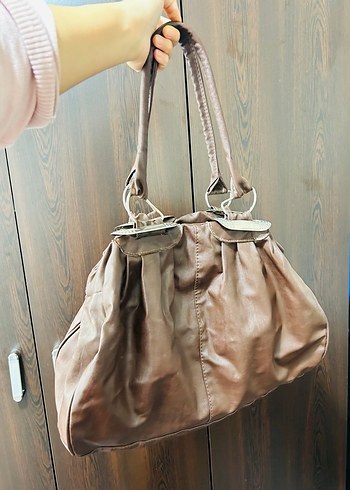 Küçük bir bavul gibi - Görsel 2